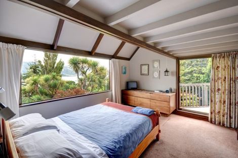 Photo of property in 26 Jane Street, Macandrew Bay, Dunedin, 9014