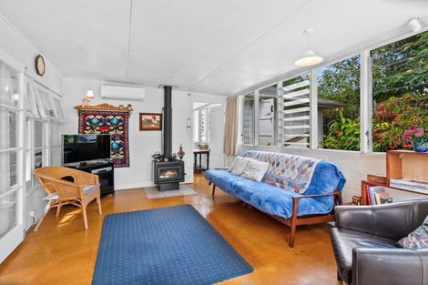 Photo of property in 12 Grey Street, Regent, Whangarei, 0112