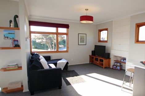 Photo of property in 3 Tamar Street, South Hill, Oamaru, 9400