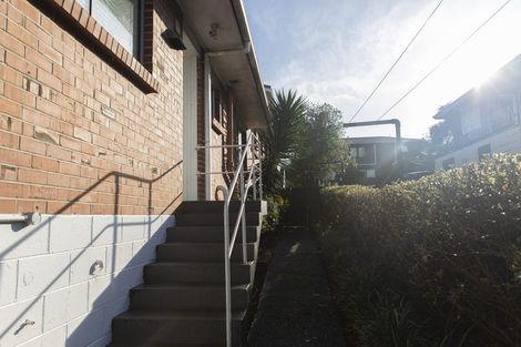 Photo of property in 2/15 Wairiki Road, Mount Eden, Auckland, 1024