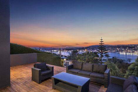 Photo of property in 49 Shandon Road, Vauxhall, Dunedin, 9013