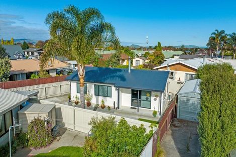 Photo of property in 2/832 Cook Place, Raureka, Hastings, 4120