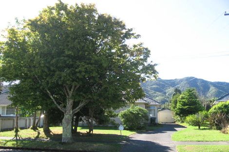 Photo of property in 44 Oxford Crescent, Ebdentown, Upper Hutt, 5018