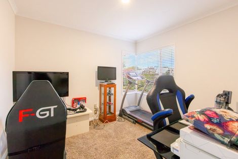 Photo of property in 14 Blythfield Place, Taradale, Napier, 4112