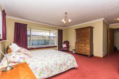 Photo of property in 44 Durham Street, Winton, 9720