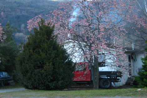 Photo of property in 5 Centennial Avenue, Arrowtown, 9302