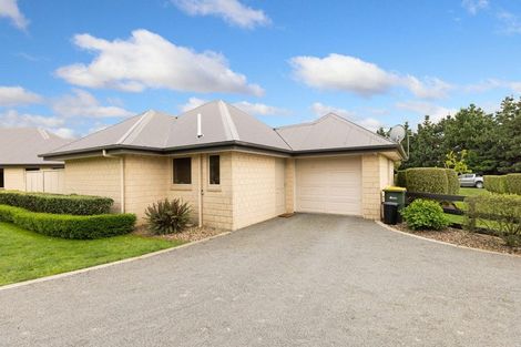 Photo of property in 28 Devine Drive, Rolleston, Christchurch, 7678