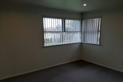 Photo of property in 68 Bader Drive, Mangere, Auckland, 2022