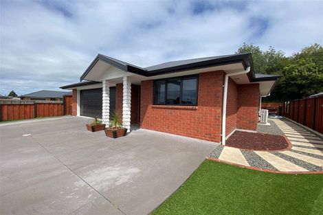 Photo of property in 18 Nukuroa Close, Waitara, 4320