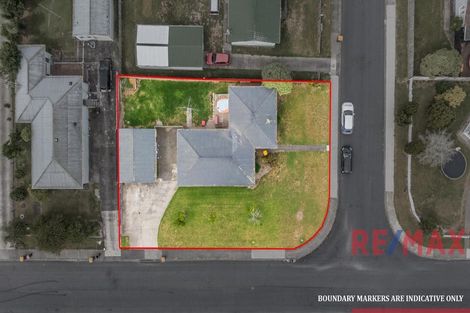 Photo of property in 2 Belgrave Place, Papakura, 2110