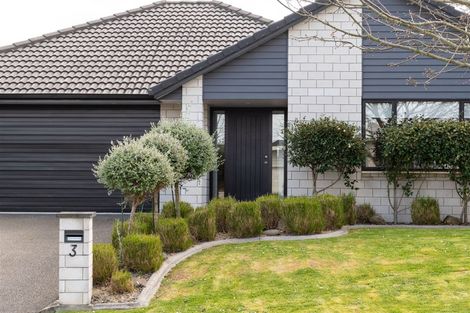 Photo of property in 3 Northbrook Glen, Flagstaff, Hamilton, 3210