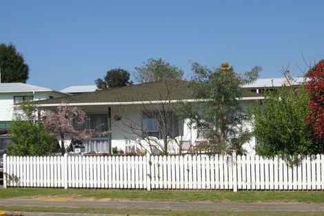 Photo of property in 6a Goldie Street, Pukehangi, Rotorua, 3015