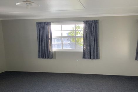 Photo of property in 261 Marine Parade, New Brighton, Christchurch, 8061