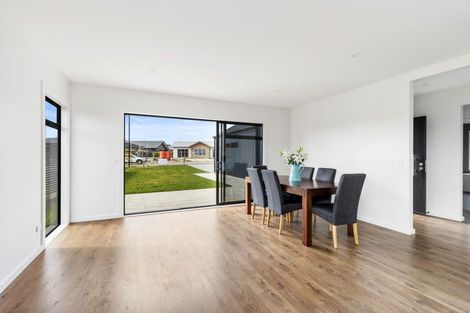 Photo of property in 21 Ngaru Crescent, Wharewaka, Taupo, 3330