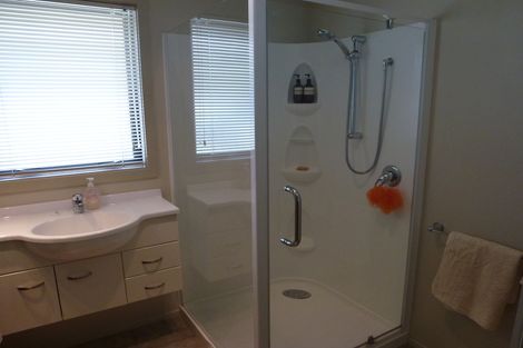 Photo of property in 18 Walnut Grove, Alexandra, 9320