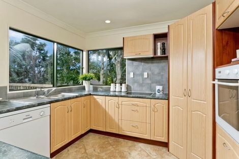 Photo of property in 5 Coventry Way, Long Bay, Auckland, 0630