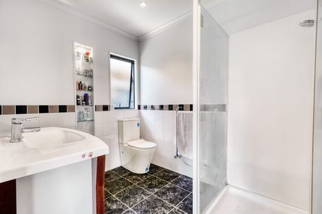 Photo of property in 5 Phoenicia Court, The Gardens, Auckland, 2105