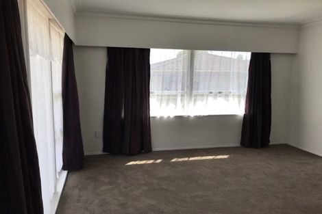 Photo of property in 2/25 Wellington Street, Papakura, 2110