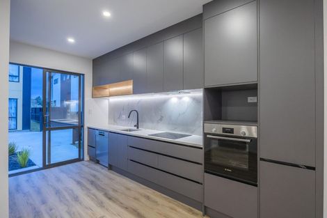 Photo of property in 30 Whakato Avenue, Kumeu, 0810