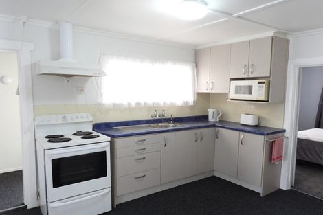 Photo of property in 37 Lincoln Street, Hampden, 9410