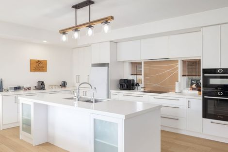 Photo of property in 8 Riverside Way, Amberley, 7410