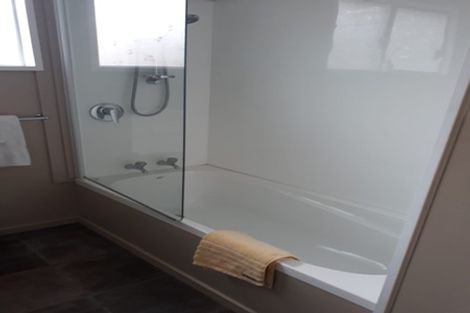 Photo of property in 66b Molyneux Avenue, Cromwell, 9310