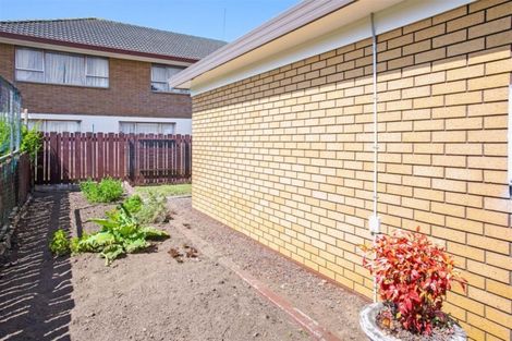 Photo of property in 7/39 Norcross Avenue, Henderson, Auckland, 0612