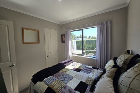 Photo of property in 1 Oaks Place, Te Aroha, 3320