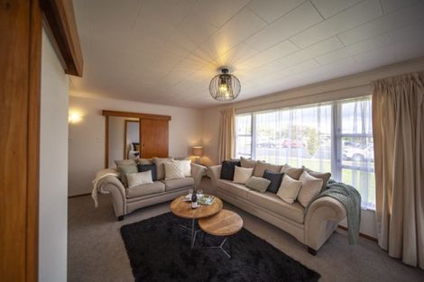 Photo of property in 14 Barnett Place, Pirimai, Napier, 4112