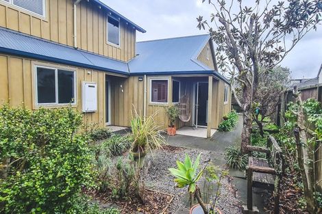 Photo of property in 12 Major Durie Place, Waikanae Beach, Waikanae, 5036