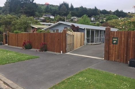 Photo of property in 1/32 Landsdowne Terrace, Cashmere, Christchurch, 8022