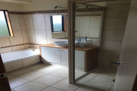 Photo of property in 33 Russell Robertson Drive, Havelock North, 4130