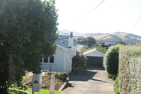 Photo of property in 16 Clifford Road, Johnsonville, Wellington, 6037