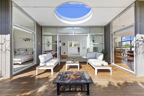 Photo of property in 10d Sunnynook Road, Sunnynook, Auckland, 0620