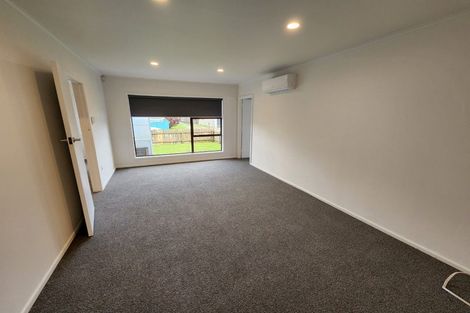 Photo of property in 41 Hill Crescent, Papakura, 2110