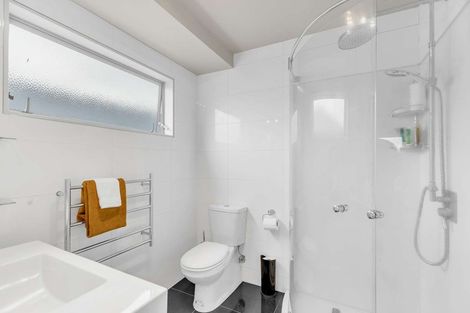 Photo of property in 5 Chestnut Close, Kelvin Grove, Palmerston North, 4414