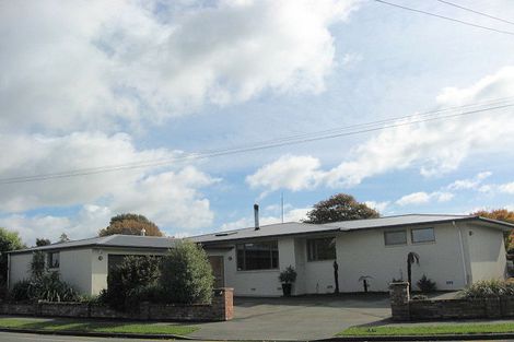 Photo of property in 11 Greers Road, Ilam, Christchurch, 8041