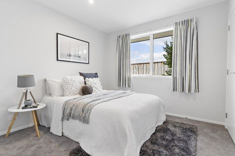 Photo of property in 28 Feist Street, Carterton, 5713