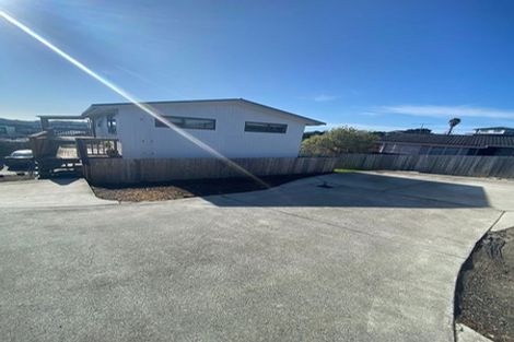 Photo of property in 9b Rishworth Avenue, Stanmore Bay, Whangaparaoa, 0932