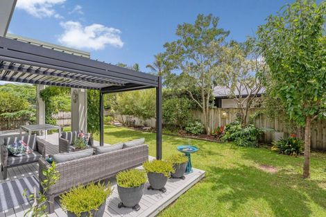 Photo of property in 7 Wells Place, Whitianga, 3510