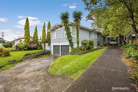 Photo of property in 2 Coburg Street, Henderson, Auckland, 0612