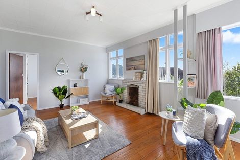 Photo of property in 2 Beere Haven Steps, Seatoun, Wellington, 6022