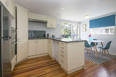 Photo of property in 2 Church Street, Swanson, Auckland, 0612