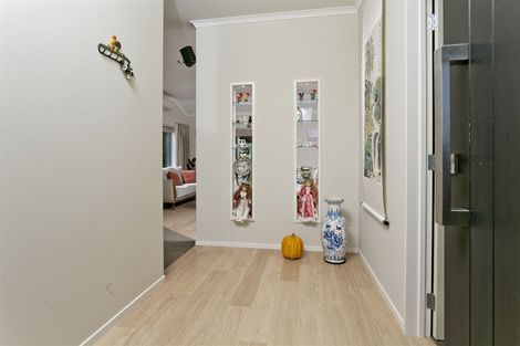 Photo of property in 11 Fendalton Place, Hatfields Beach, Orewa, 0931