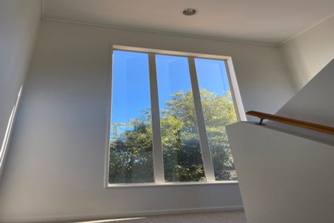 Photo of property in 4 Manu Place, Pinehill, Auckland, 0632