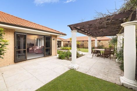 Photo of property in 104 Palm Beach Boulevard, Papamoa Beach, Papamoa, 3118