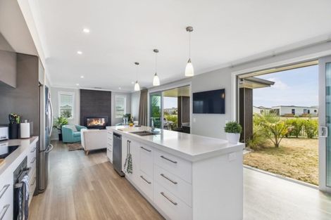 Photo of property in 173 The Boulevard, Papamoa Beach, Papamoa, 3118