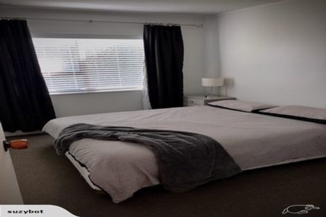 Photo of property in 11 Renata Road, Otaki, 5512