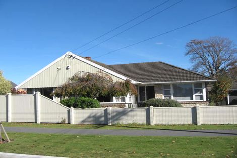 Photo of property in 19a Garreg Road, Fendalton, Christchurch, 8052