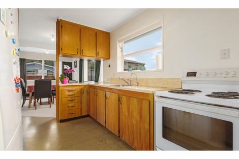Photo of property in 19 California Drive, Totara Park, Upper Hutt, 5018